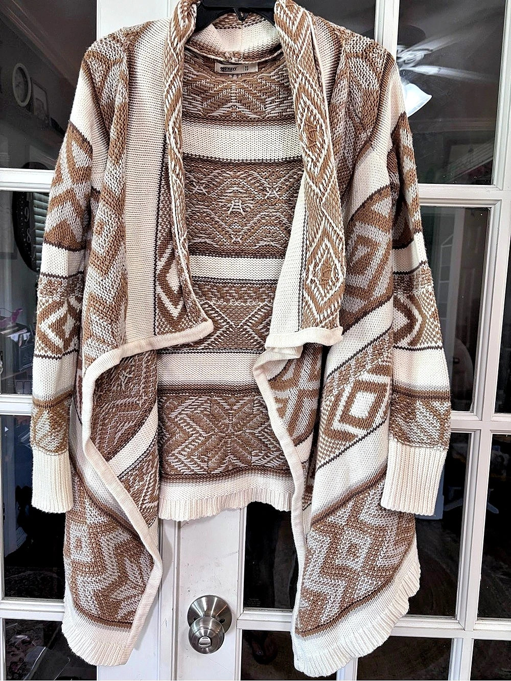 Old Navy Geometric Knit Cardigan in Brown & Cream Size XS
